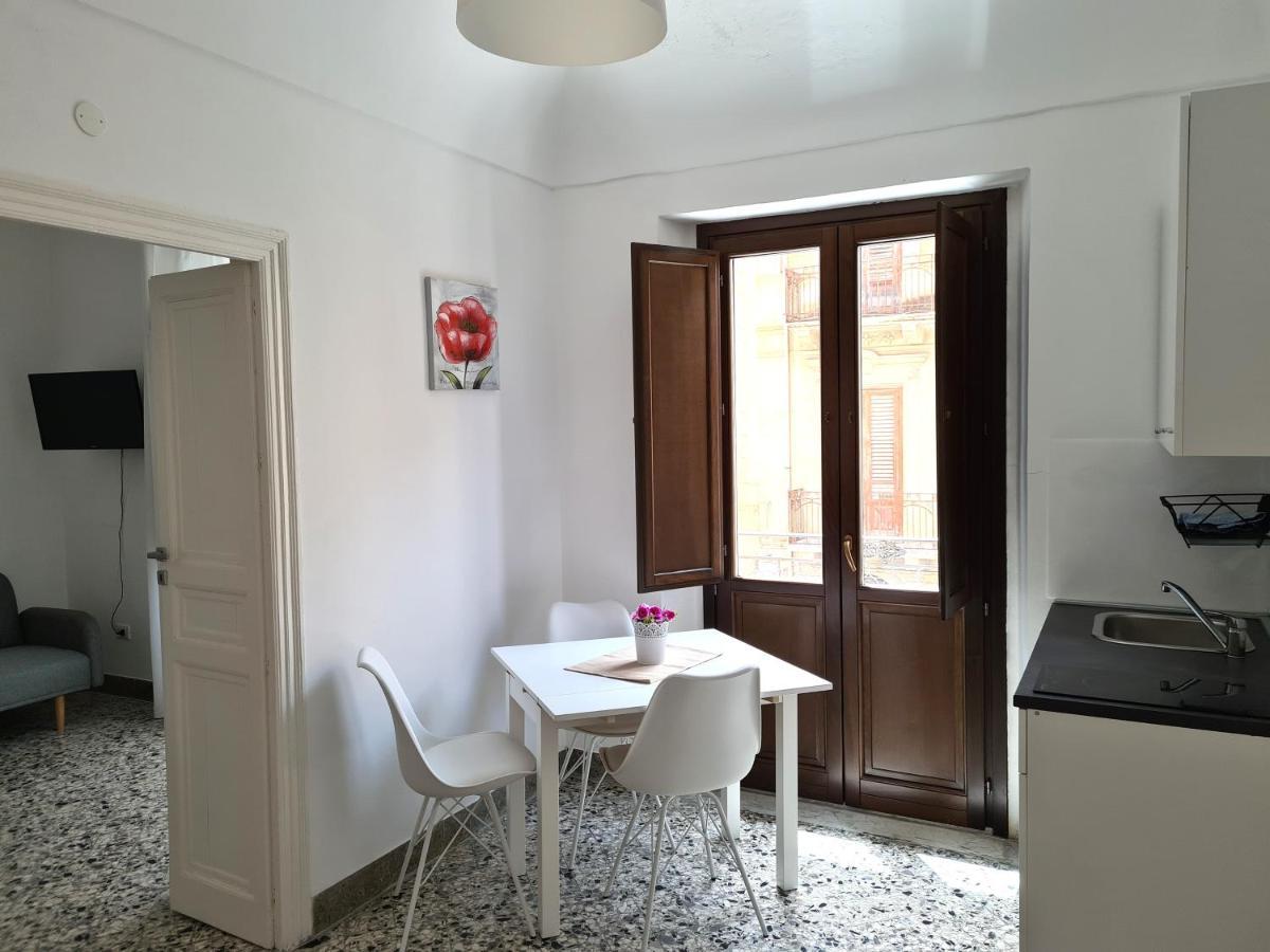 カステッランマーレ・デル・ゴルフォ Casa Laraヴィラ エクステリア 写真