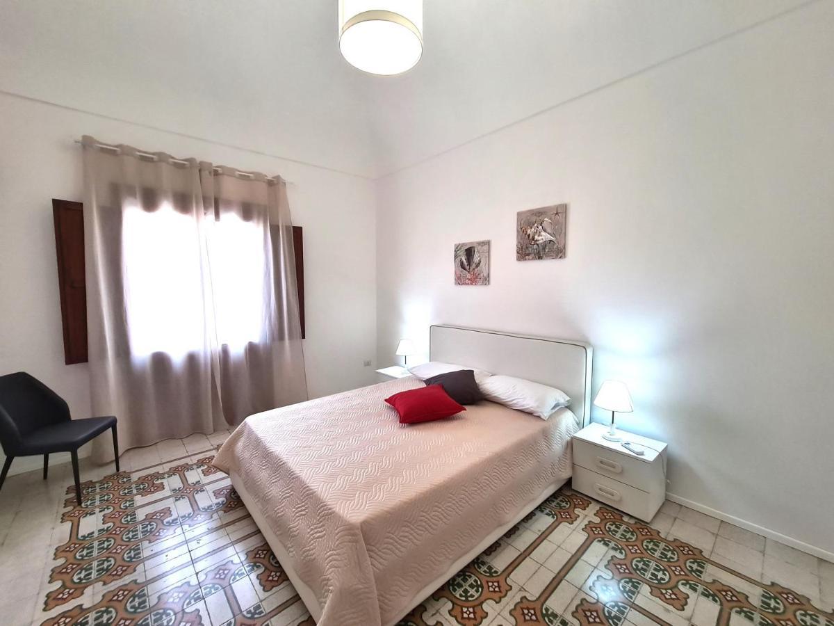カステッランマーレ・デル・ゴルフォ Casa Laraヴィラ エクステリア 写真